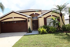 Florida Paradise Near Img Academy and Beach