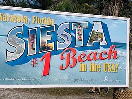 Florida Paradise Near Img Academy and Beach