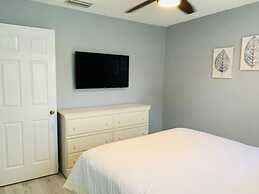 Florida Paradise Near Img Academy and Beach