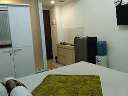 1br Apartment With Pool