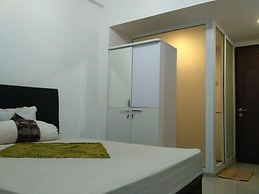 1br Apartment With Pool