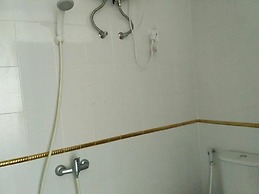 1br Apartment With Pool