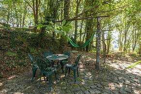 Casa Da Terra Land House