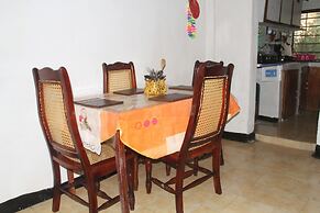 Room in Guest Room - Green Sea Inn Villa Helen Kilometer 4 Circunvalar