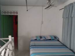 Room in Guest Room - Green Sea Villa Helen Inn - Kilometer 4 Circunval