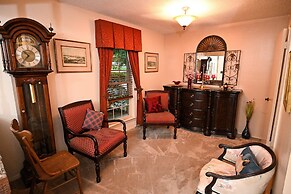 Room in B&B - Hidden Gem, Perfectly Comfortable, Convenient