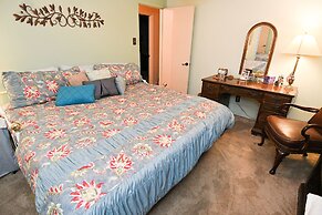 Room-comfortable Luxury, Convenient, Wes