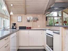 6 Person Holiday Home in Hemmet-by Traum