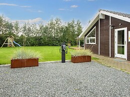 6 Person Holiday Home in Hemmet-by Traum