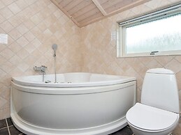 6 Person Holiday Home in Hemmet-by Traum