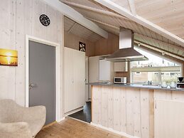 6 Person Holiday Home in Hemmet-by Traum