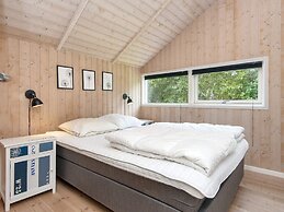 6 Person Holiday Home in Hemmet-by Traum