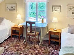 6 Person Holiday Home in Overum-by Traum