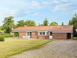 8 Person Holiday Home in Orsted-by Traum