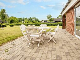 8 Person Holiday Home in Orsted-by Traum