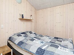 10 Person Holiday Home in Frostrup