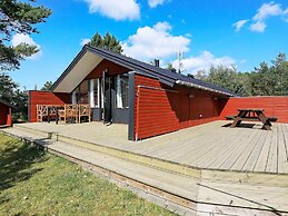 6 Person Holiday Home in Albaek