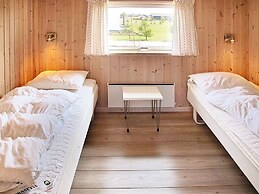 Tranquil Holiday Home in Væggerløse near Sea