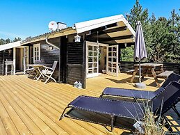 6 Person Holiday Home in Jerup