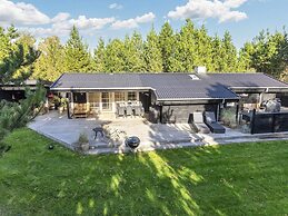 6 Person Holiday Home in Jerup