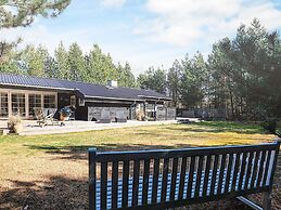 6 Person Holiday Home in Jerup