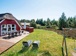 8 Person Holiday Home in Romo-by Traum