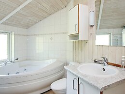 6 Person Holiday Home in Albaek-by Traum