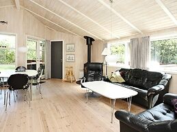6 Person Holiday Home in Albaek-by Traum