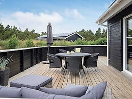 7 Person Holiday Home in Blavand