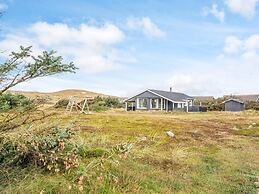 Seaside Escape With Swing - By Traum Ferienwohnungen