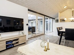 Stunning Holiday Home in Hirtshals with Hot Tub