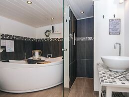 5 Person Holiday Home in Hemmet-by Traum