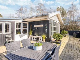5 Person Holiday Home in Hemmet-by Traum