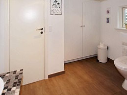 5 Person Holiday Home in Hemmet-by Traum