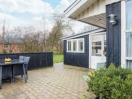 5 Person Holiday Home in Hemmet-by Traum