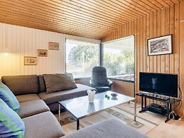 6 Person Holiday Home in Vaeggerlose