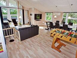 7 Person Holiday Home in Hemmet-by Traum