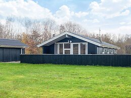 6 Person Holiday Home in Hemmet-by Traum