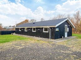 6 Person Holiday Home in Hemmet-by Traum