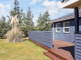 6 Person Holiday Home in Vaeggerlose-by Traum