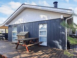 6 Person Holiday Home in Vaeggerlose-by Traum