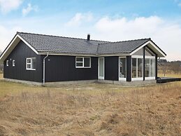 8 Person Holiday Home in Brovst