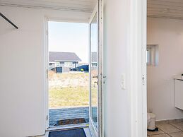 10 Person Holiday Home in Brovst-by Traum