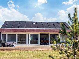 10 Person Holiday Home in Brovst-by Traum