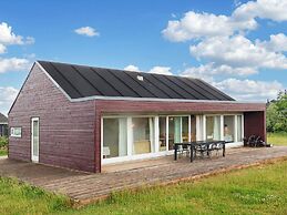 10 Person Holiday Home in Brovst-by Traum