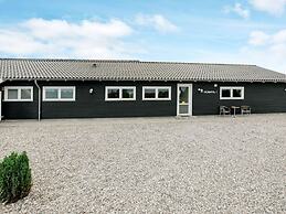 5 Star Holiday Home in Vaeggerlose