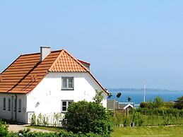 6 Person Holiday Home in Hejls