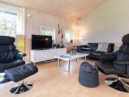 6 Person Holiday Home in Hojslev-by Traum