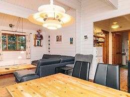 6 Person Holiday Home in Bindslev-by Traum