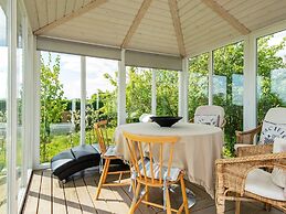 6 Person Holiday Home in Hejls